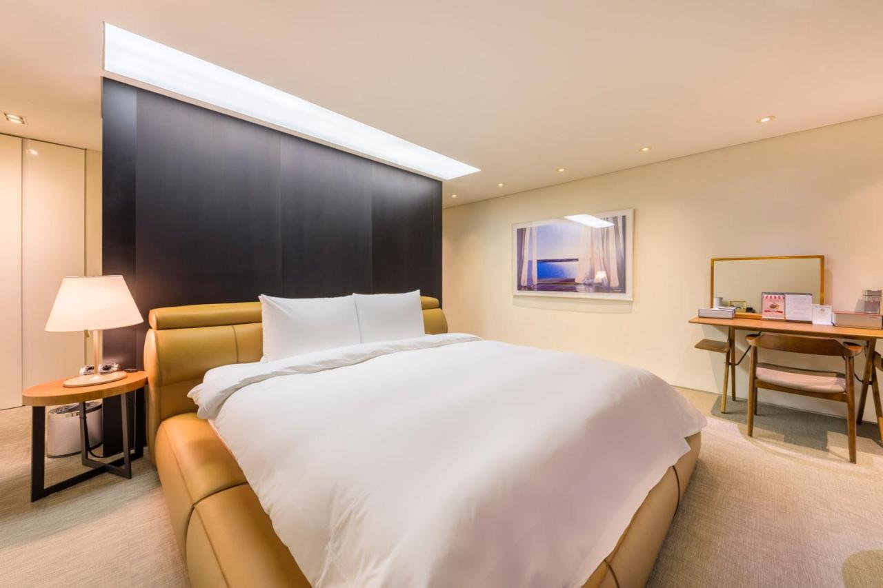 Bayhill Pool & Hotel Seogwipo